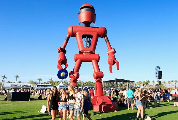 2014 Coachella Valley Music and Arts Festival - Day 1