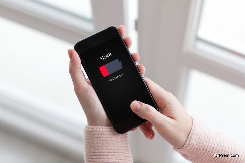 Do not wait for your mobile’s charge to reach 0%