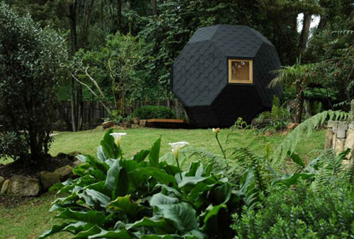 environmentally-friendly-green-garden-landscape