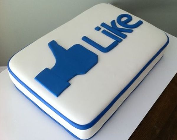 Facebook Cake