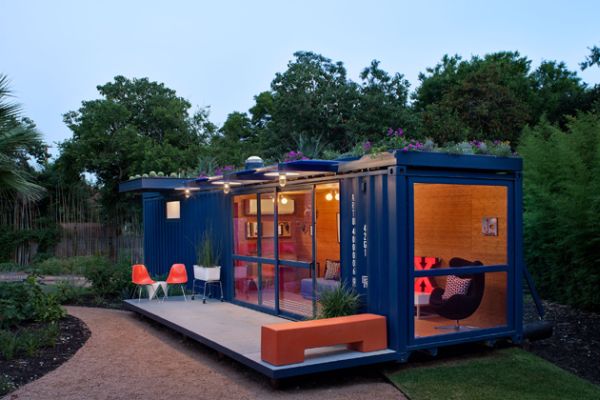 Shipping Container guesthouse